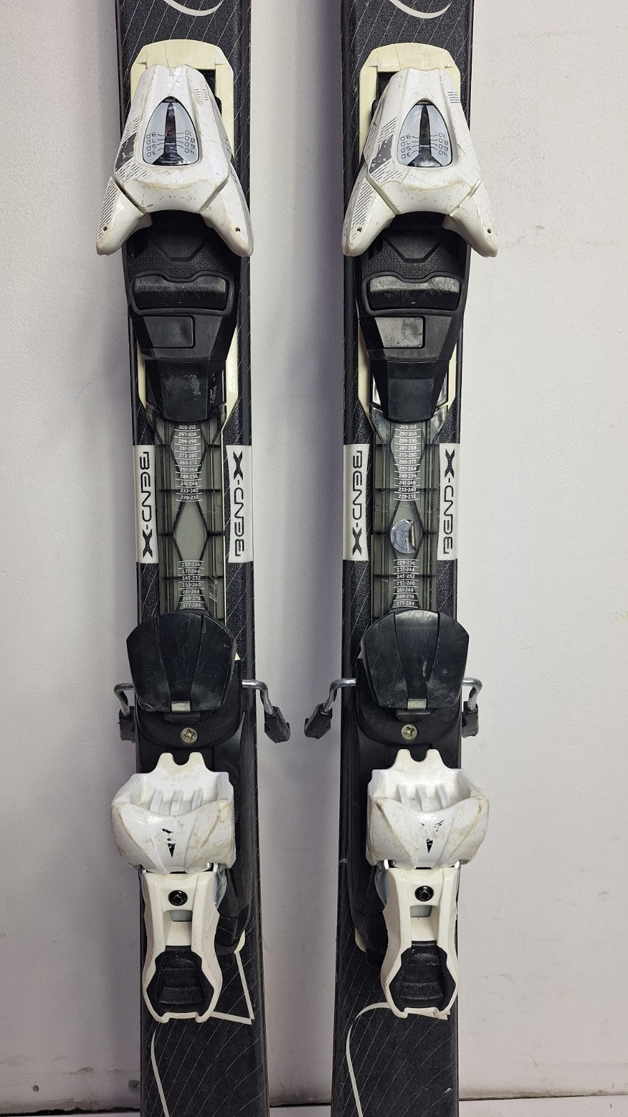 Atomic Balanze 155cm Ski + Atomic 10 Bindings  Winter Sport Fun