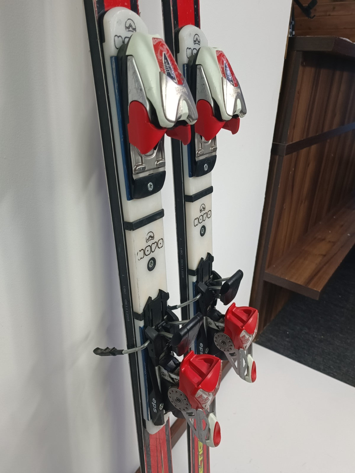 Völkl RaceTiger Racing GS 180 cm Ski + fixations Marker 14 Sport d’hiver
