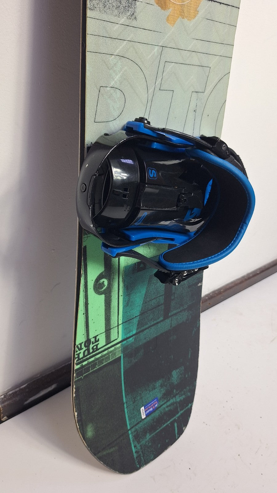 Burton Radius 145L cm Snowboard + Burton S  Bindings Winter Snow Adventure