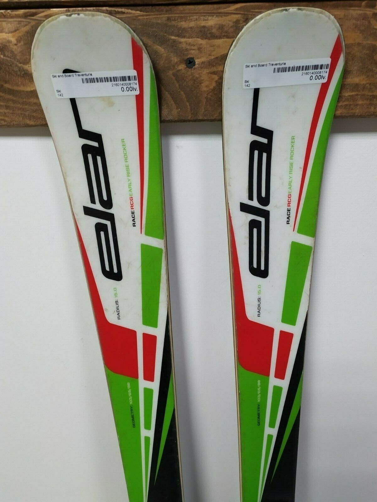 Ski Elan Race RCG 142 cm + fixations Elan EL 7.5 Sport d'hiver Plaisir dans la neige