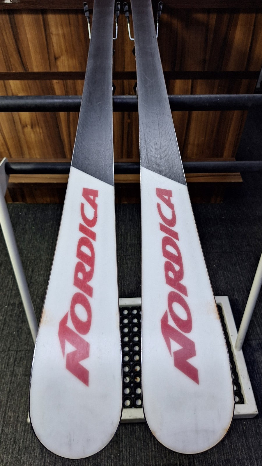 Nordica Dobermann J GS 170 cm Skis + Marker 12 Bindings Winter Fun Snow