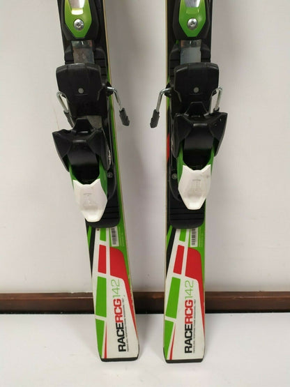 Elan Race RCG 142 cm Ski + Elan ER 11 Bindungen Wintersport-Spaß im Schnee