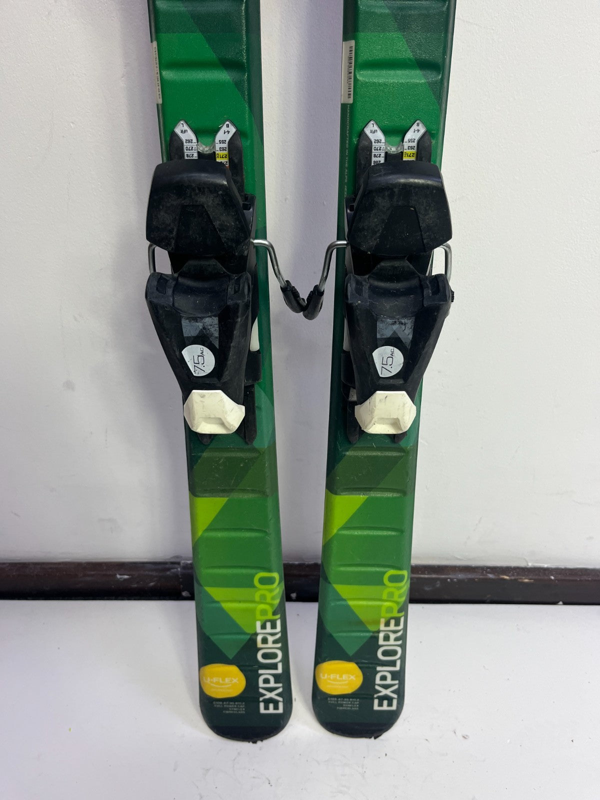 Skis Elan Explore Pro QS 140 + fixations Elan EL 7.5 Sport Neige Hiver