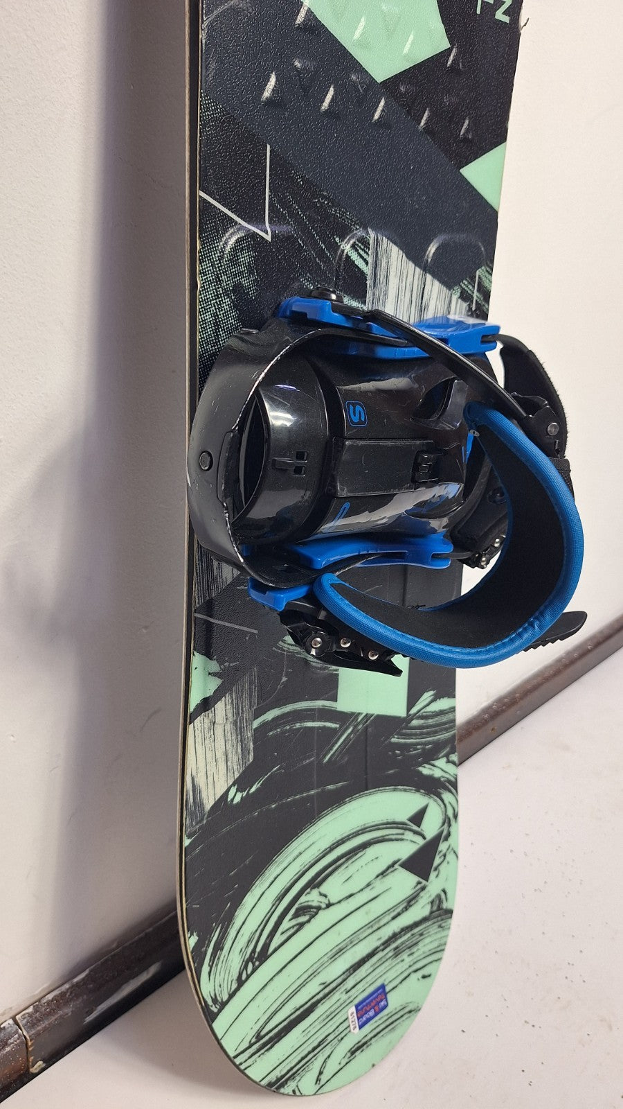 Burton LTR 144L cm Snowboard + Burton S  Bindings Winter Snow Adventure Fun
