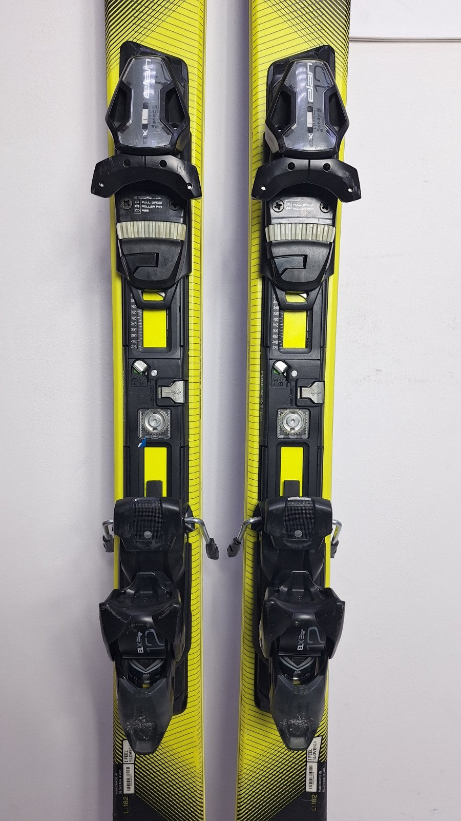Elan Amphibio 84 Ti 182 cm Ski + Elan 12 Bindings Winter Sport