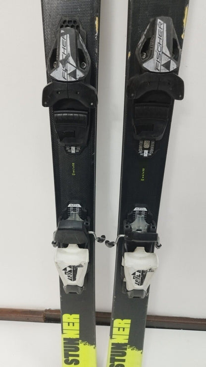 Fischer Stunner 141 cm Ski + Fischer 7.5 Bindungen Wintersport Spaß Abenteuer