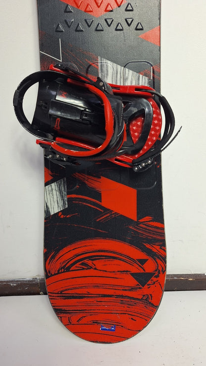 Burton LTR 153 cm Snowboard + Burton M  Bindings Winter Snow Adventure Fun