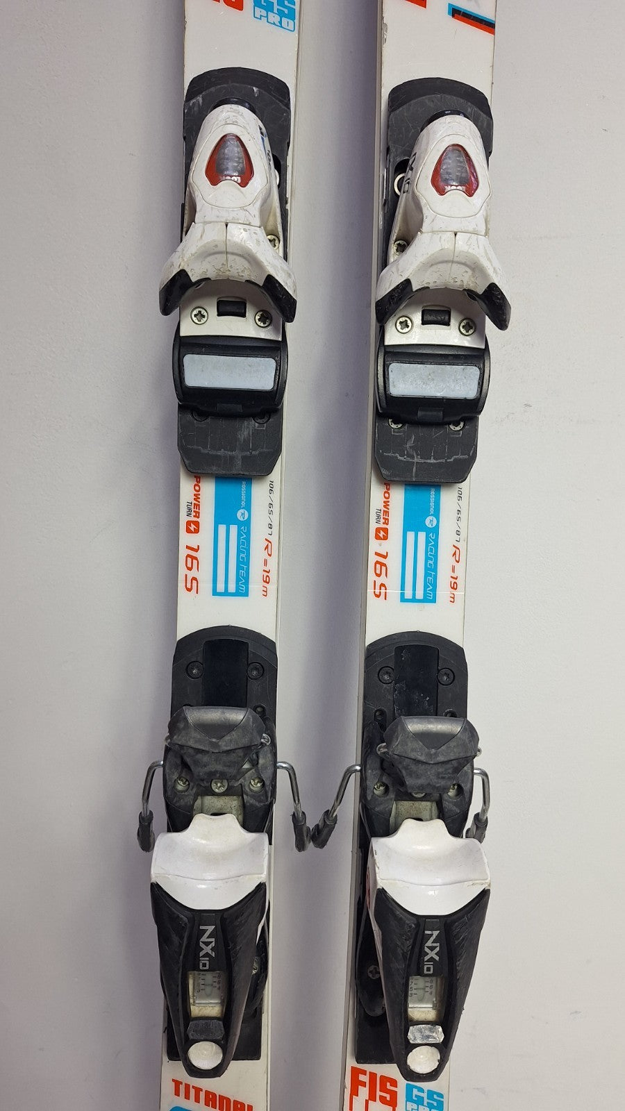 Ski Rossignol Hero FIS GS 165 cm + fixations Look NX10 Plaisir et sport hivernaux, neige
