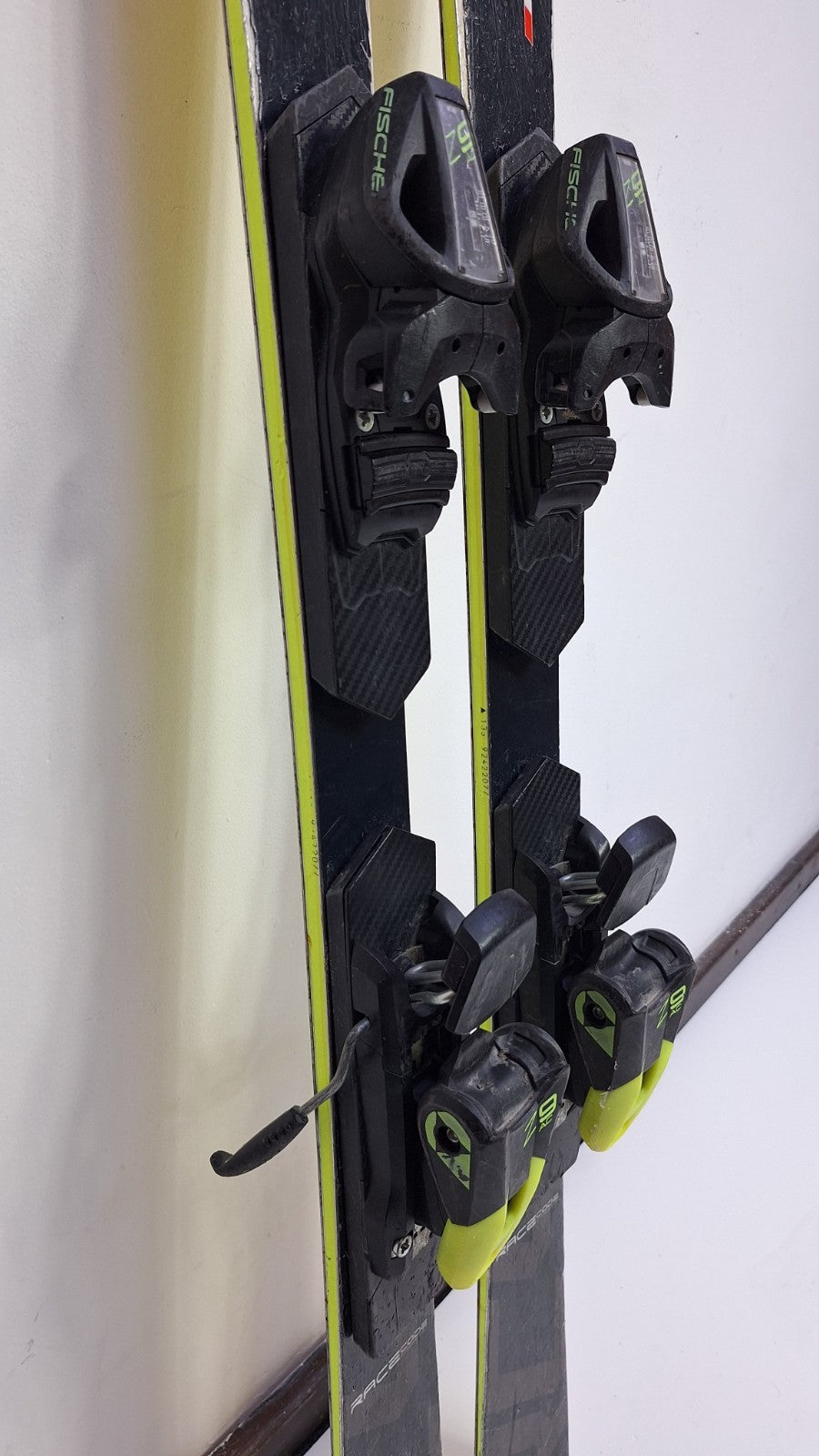 Ski Fischer RC4 SL FIS 135 cm + fixations Fischer Z9 Sports d'hiver Descente Plaisir