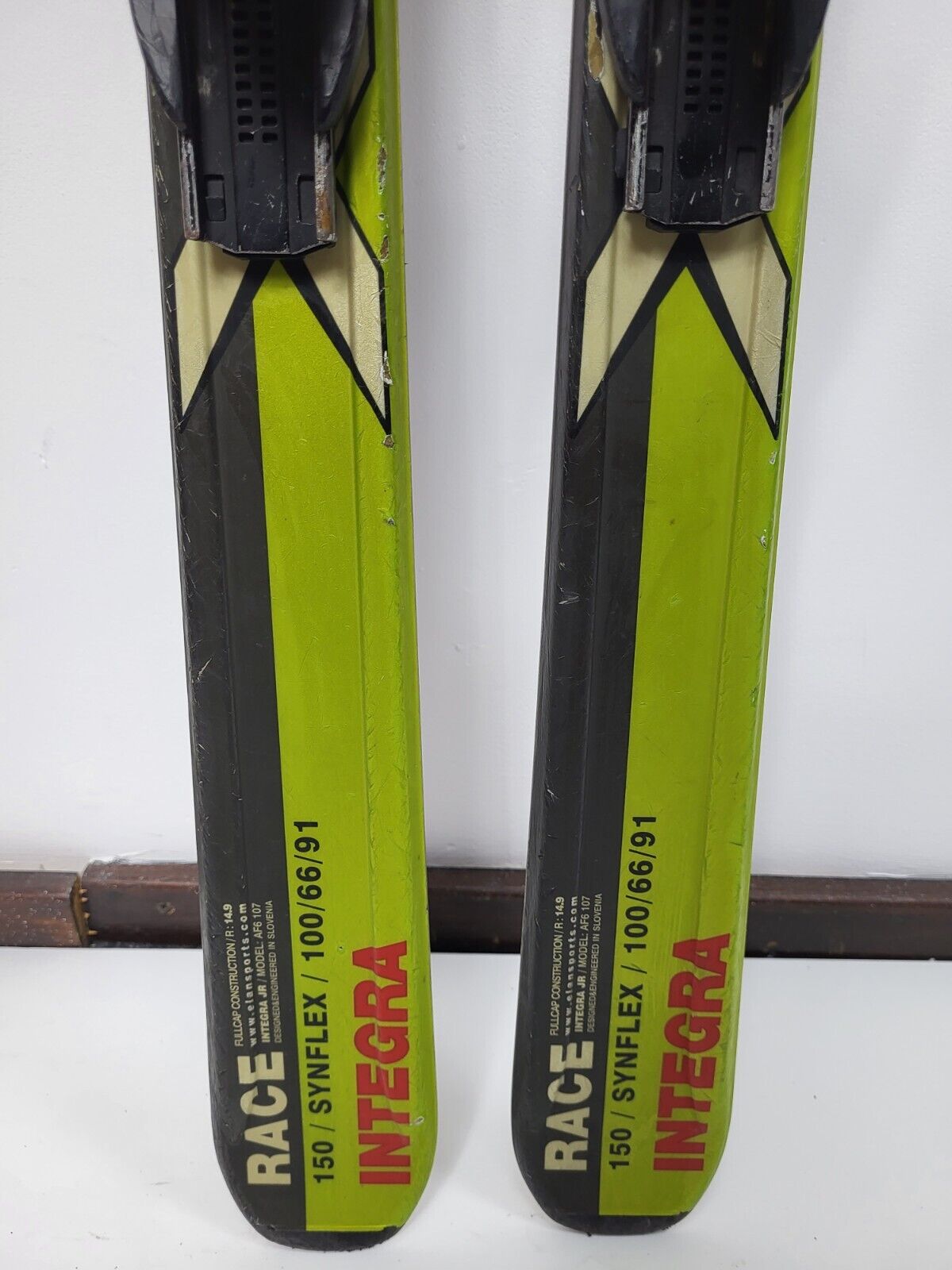 Elan Race Integra 150 cm Ski + Tyrolia 7 Bindings Winter Snow Adventure Fun