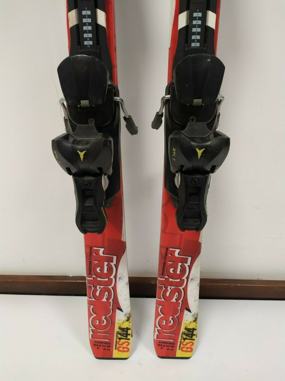 Atomic Redster GS 144 cm Ski + Atomic XTO 10 Bindung Schneesport Spaß Abenteuer