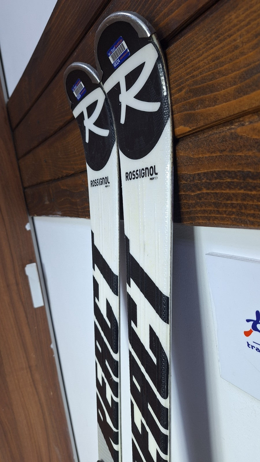 Rossignol React RT  156cm Ski + Tyrolia SP 7.5 Bindings Winter Adventure