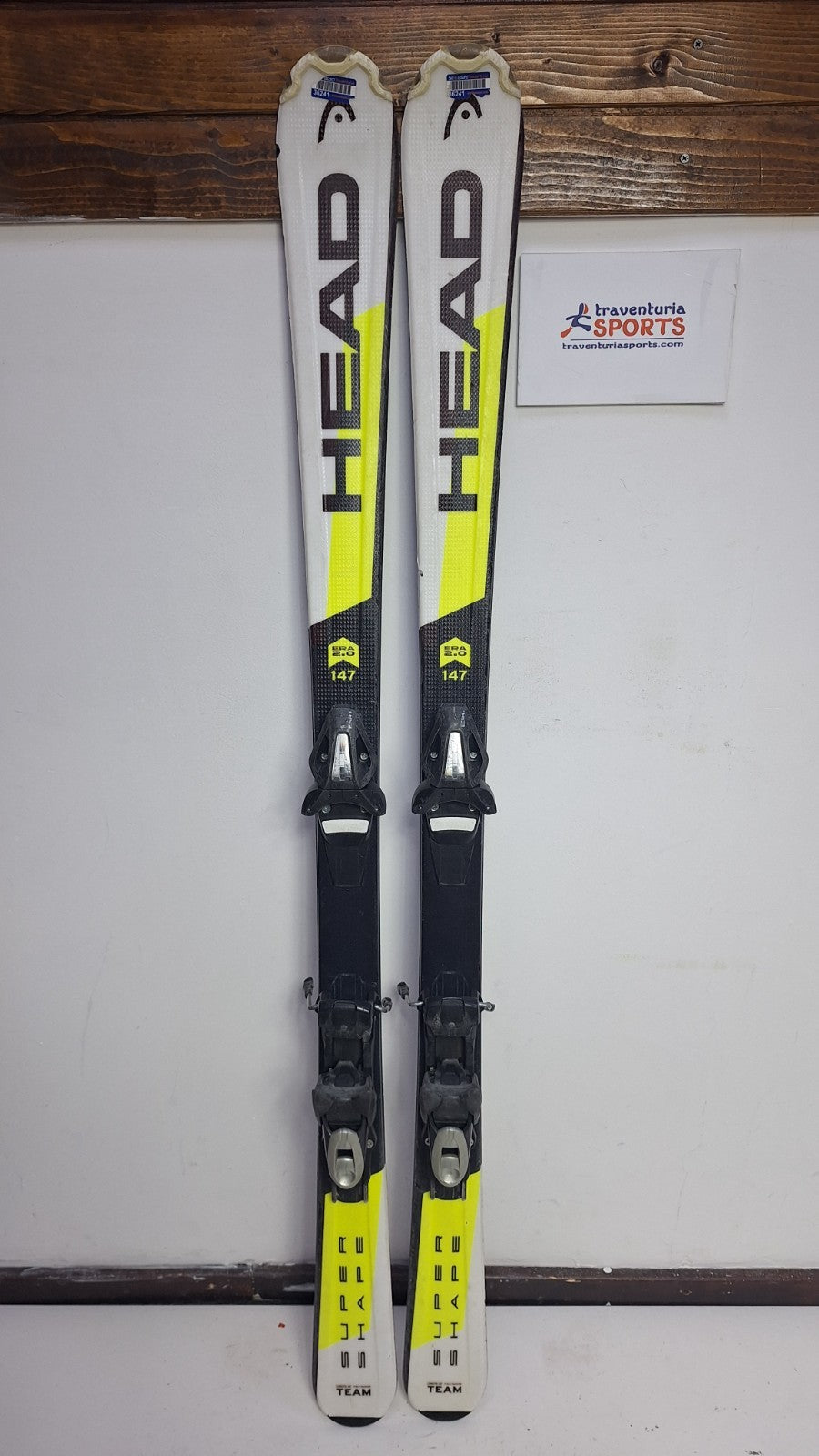 HEAD Supershape Team R SLR 2 147cm  Ski + Elan 10 Bindings  Winter Sport