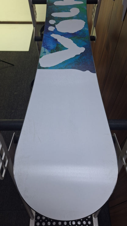 Volkl Shine 144 cm Snowboard + Volkl M Bindings  Fun Snow Winter Sport