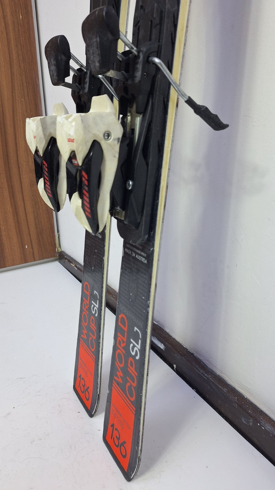 Nordica Dobermann WC SL J 136 cm Ski + Marker 10 Bindings Sport Winter Fun