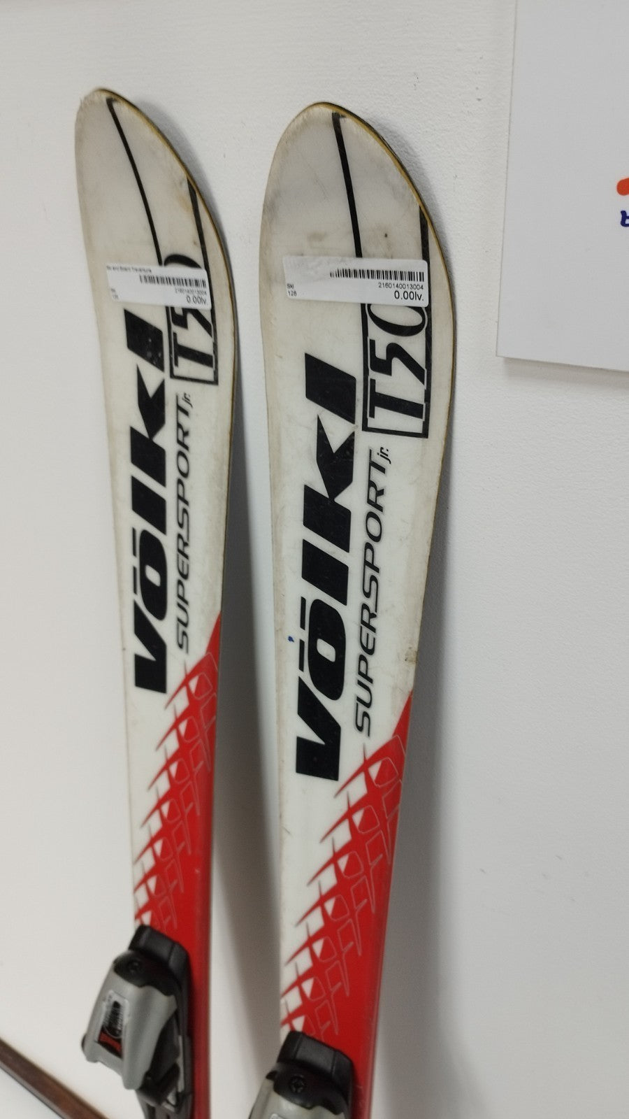 Skis Völkl Supersport T50 128 cm + fixations Marker M 700 Plaisir hivernal