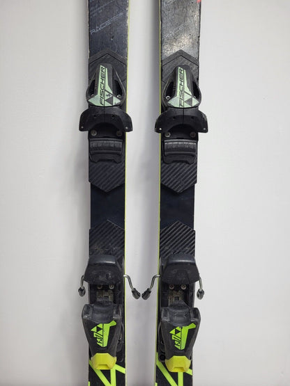 Sci Fischer RC4 WC FIS 135 cm + attacchi Fischer 7.5 Sport invernali