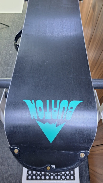 Snowboard Burton Radius 145L cm + fixations Burton M - aventure hivernale