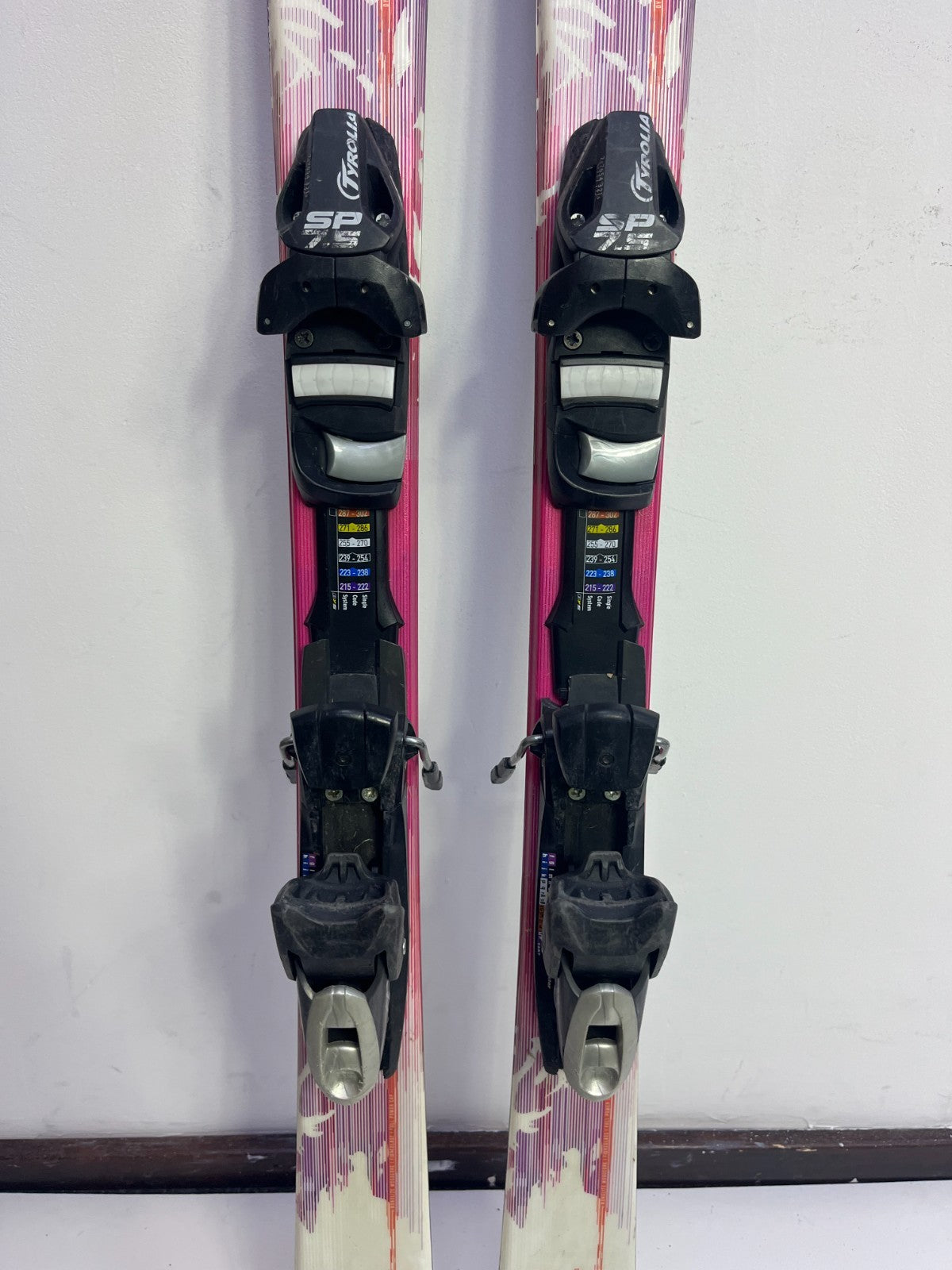 Elan White Perla 140cm Ski + Elan ESP 7.5 Bindings Winter Sport Fun