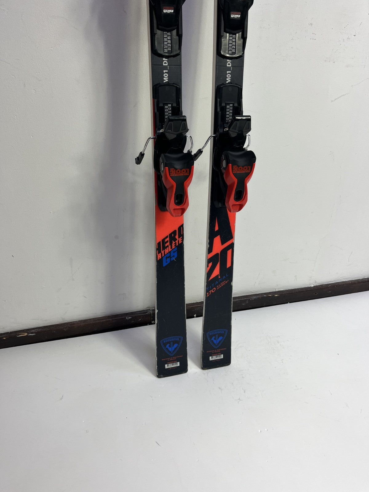 Sci Rossignol Hero Athlete GS 170 cm + Attacchi New Look 11 Divertimento sulla neve in inverno