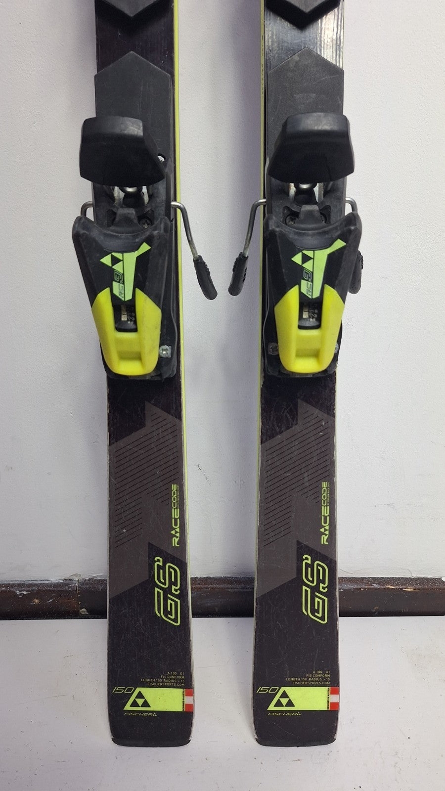 Fischer RC4 World Cup GS 150cm Skis + Fischer 9 Bindings Winter Fun Snow