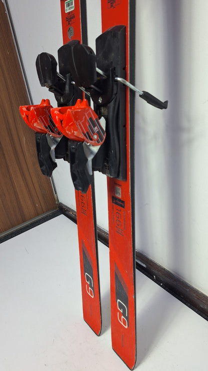 Atomic Redster G9 166 cm Ski + Atomic 10 Bindungen Winter Fun Sport