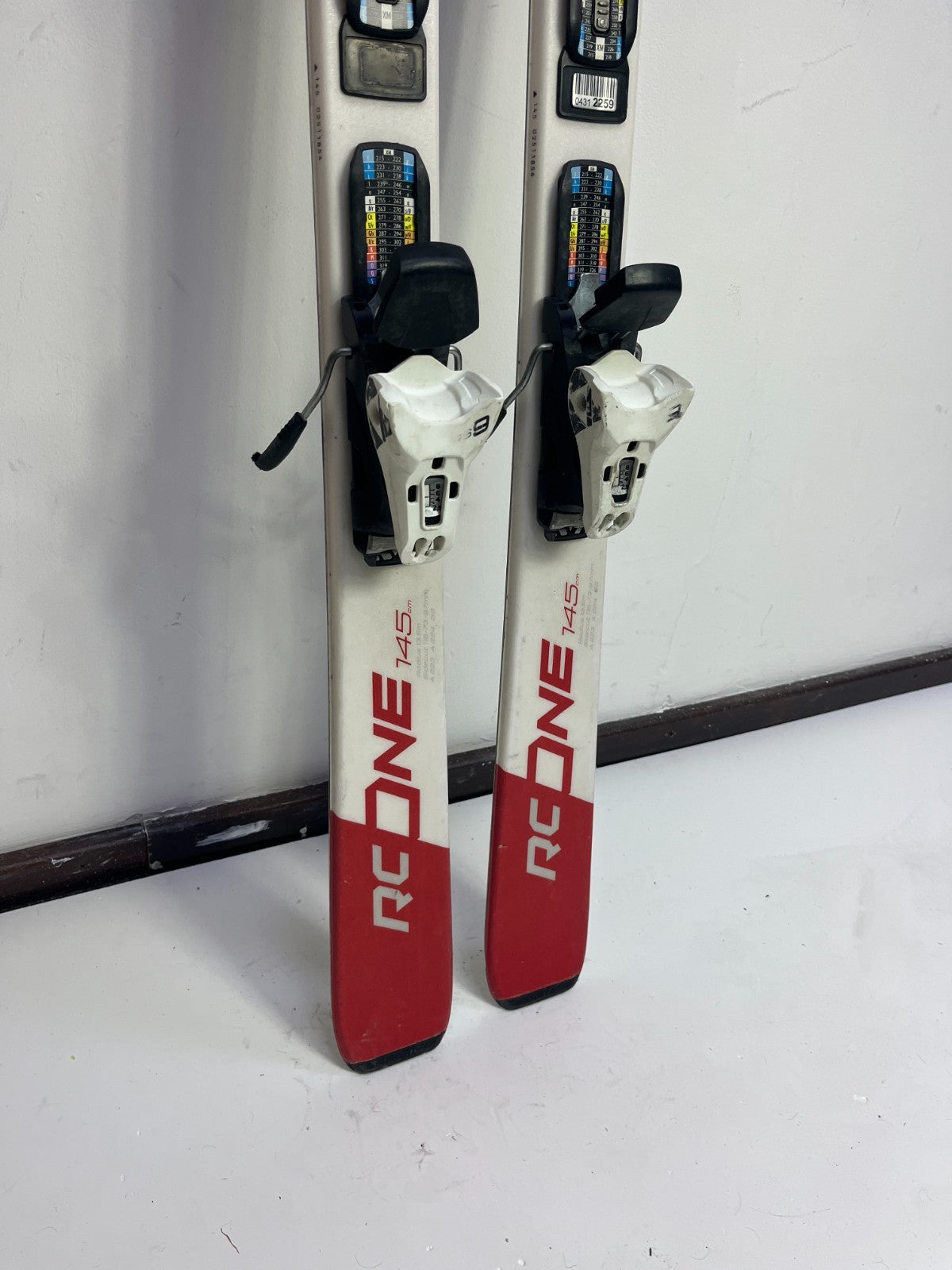 Fischer XTR RC One X 145cm  Ski + Fischer  RS 9  Bindings Winter Sport Fun