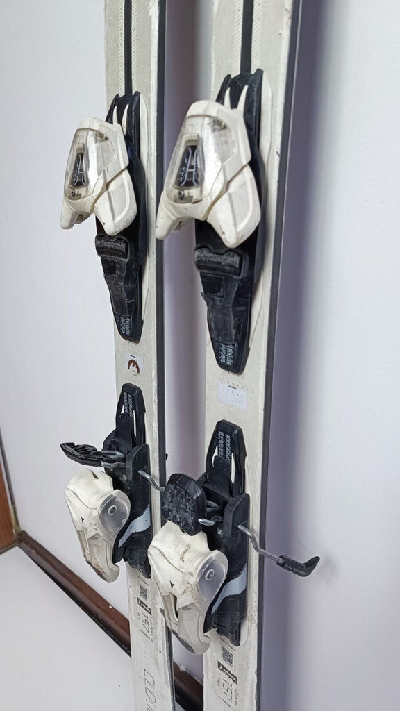 Atomic Cloud 8 157 cm Ski + Atomic 10 Bindings Winter Fun Snow