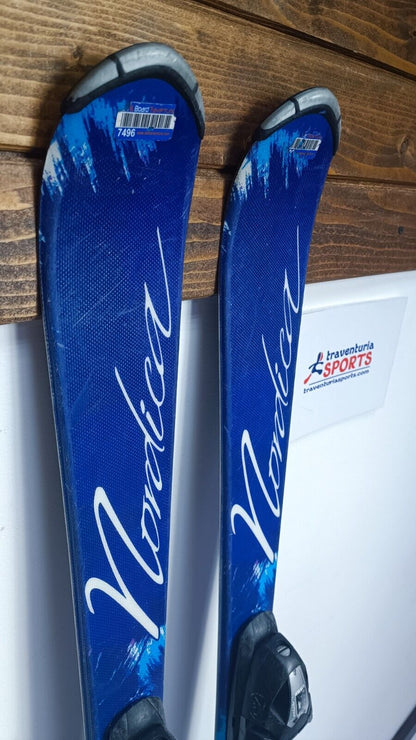 Ski Nordica Little Belle 120 cm + fixations Elan ESP 7.5 Aventure hivernale en hiver
