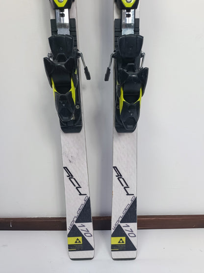 Fischer RC4 WC 170cm Ski + Fischer 11 Bindungen Winter Fun Snow Sport