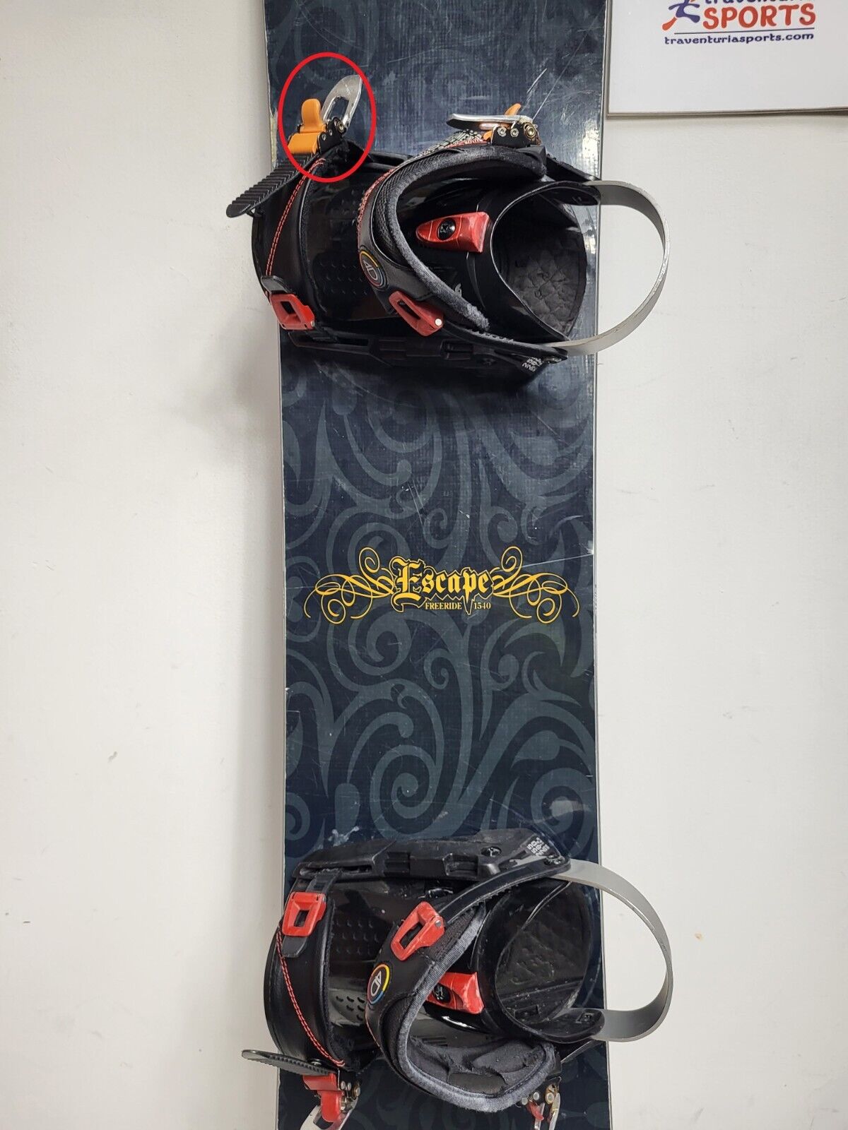 Matrix Escape 154 cm Snowboard + HEAD Rental Size M Bindings Adventure Winter