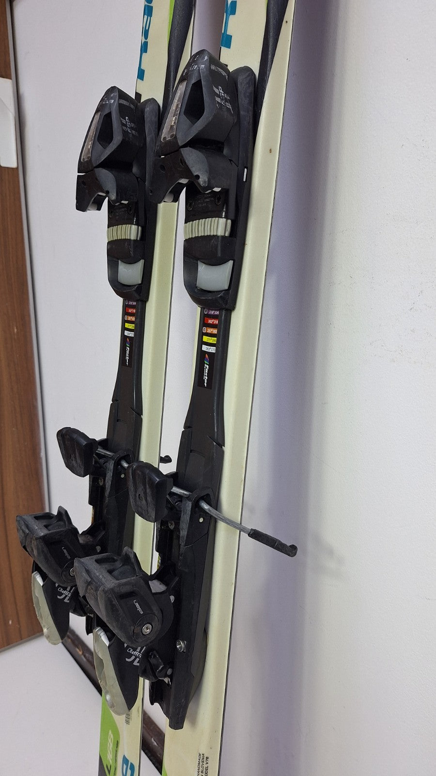 Ski Elan Exar Race 168 cm + fixations Elan ESP 10, hiver, plein air, neige et plaisir