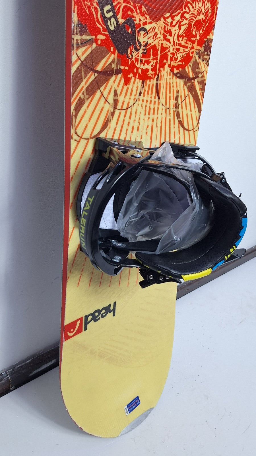 Snowboard HEAD Rocka 4D 159 cm + fixations Talerun L neuves Hiver Sport Plaisir