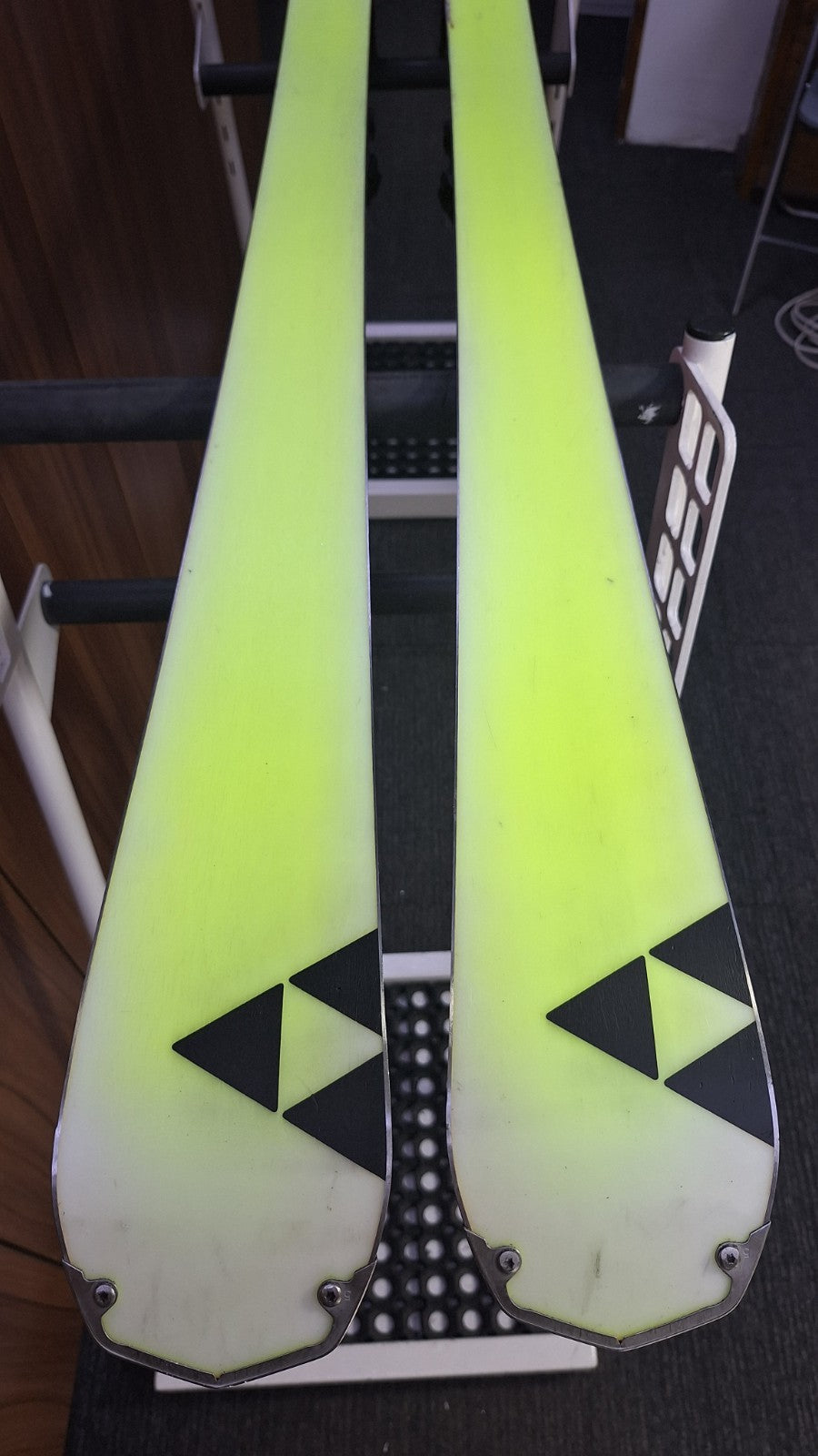 Sci Fischer RC4 The Curv DTX 171 cm + Attacchi Fischer Z12 Sport invernali Neve