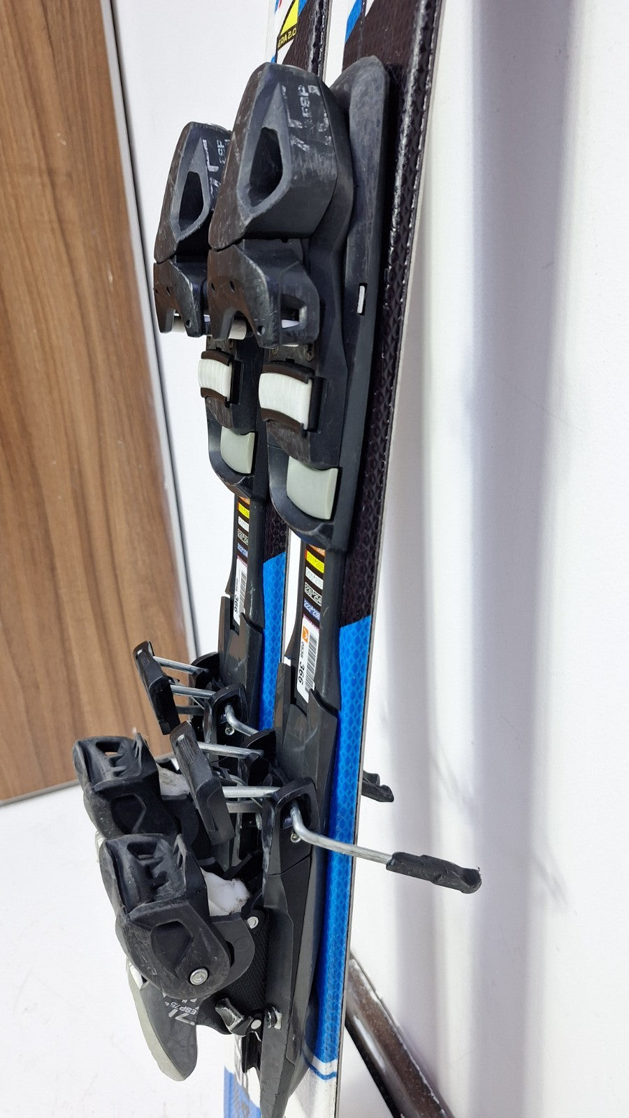 HEAD Supershape Team R Track N 127 cm Ski + Fixations Elan ESP 7.5 Sport d'hiver