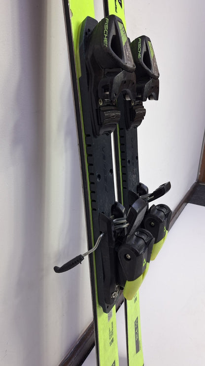 Sci Fischer RC4 GS 138cm + attacchi Fischer Z9 Sport invernali