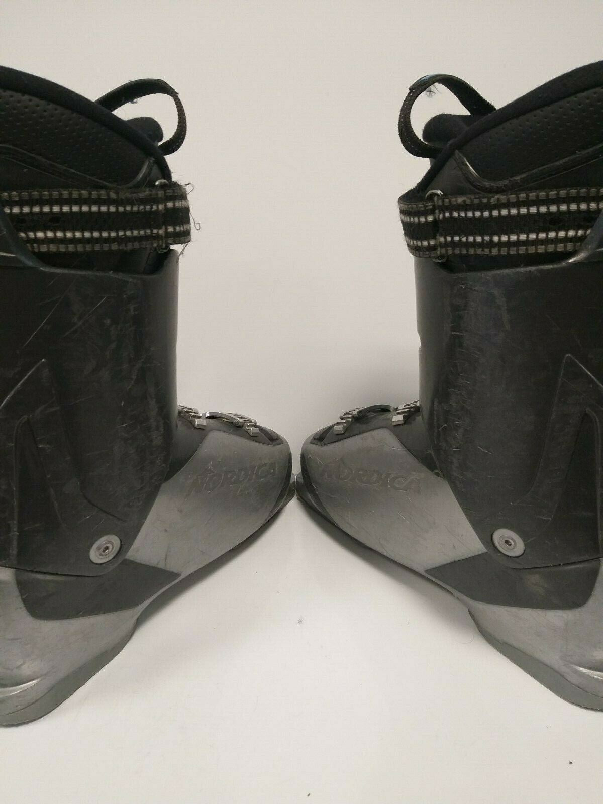 Chaussures de ski Nordica Cruise NFS (EU 43 1/2; UK 9 1/4; Mondo 280) Sports d’hiver