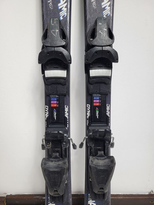 Dynamic VR0 7 110 cm Ski + Elan ESP 4.5 Bindungen Adventure Slope Winter
