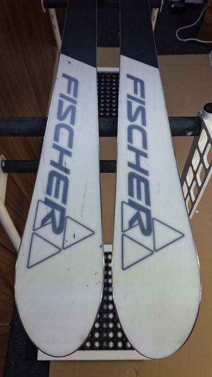 Fischer RX4 Radarc 144cm Ski + Atomic 13 Bindings Fun Snow Winter Sport