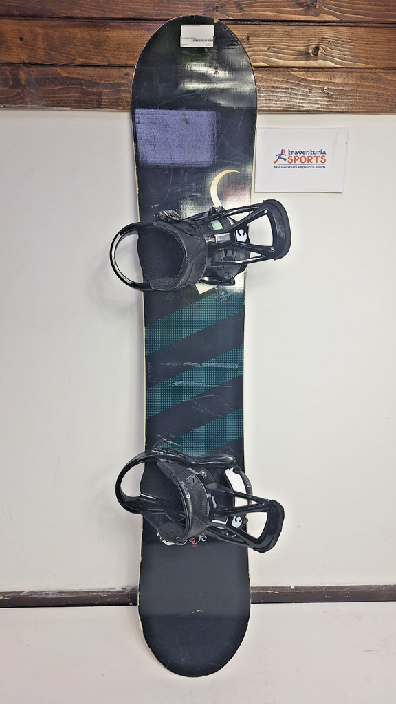 Nitro NYX 153 cm Snowboard + Burton M  Bindings Winter Snow Adventure Fun