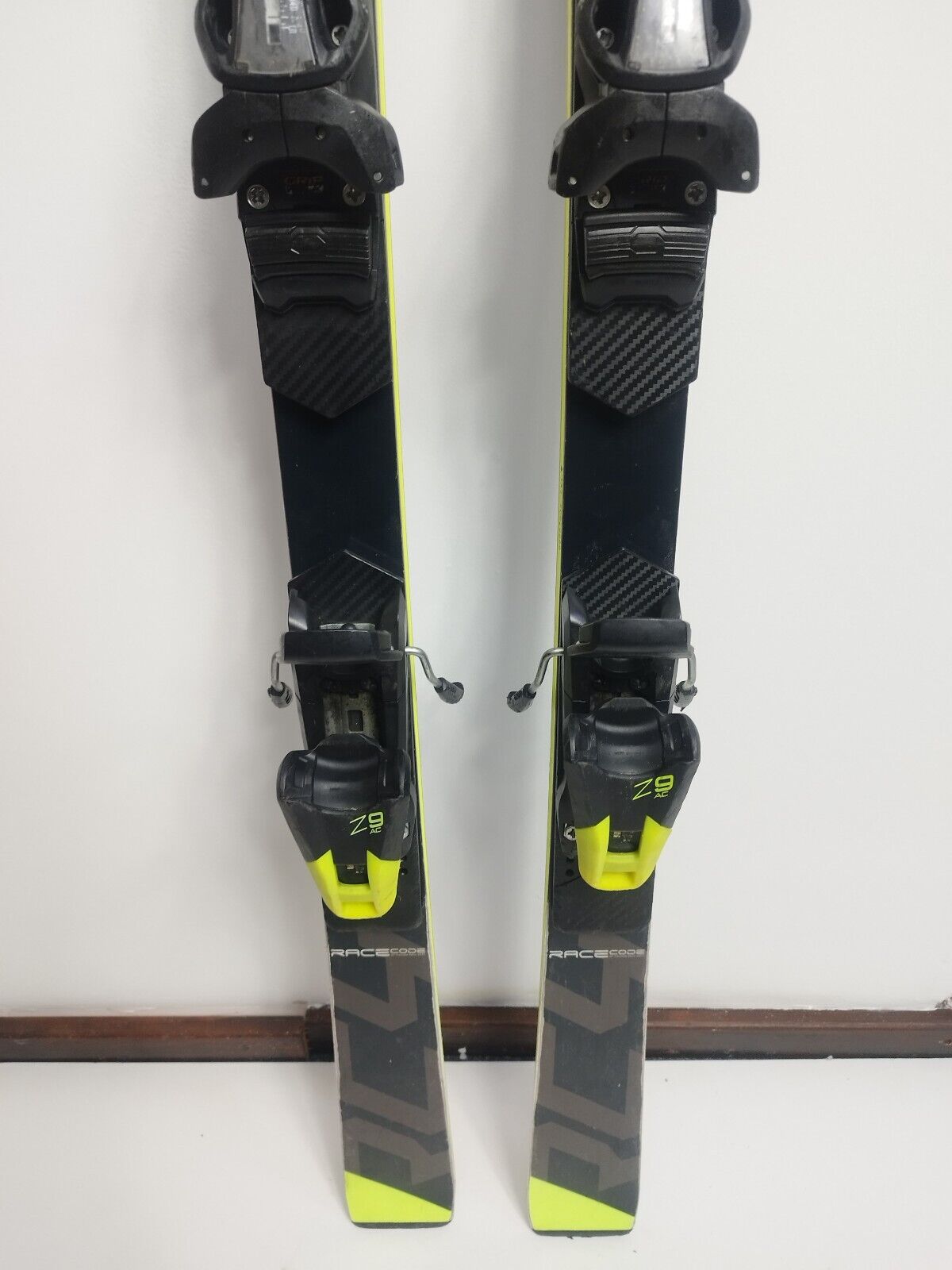 Fischer RC4 GS FIS 145 cm Ski + Fischer 9 Bindungen Wintersport Abfahrtsspaß