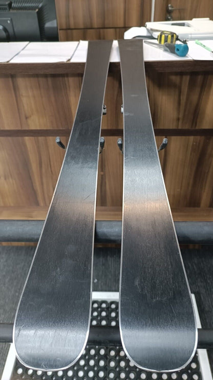 Scoop Cross Nishizama SR 10 120 cm Ski + Tyrolia 4.5 Bindings Winter Fun Snow