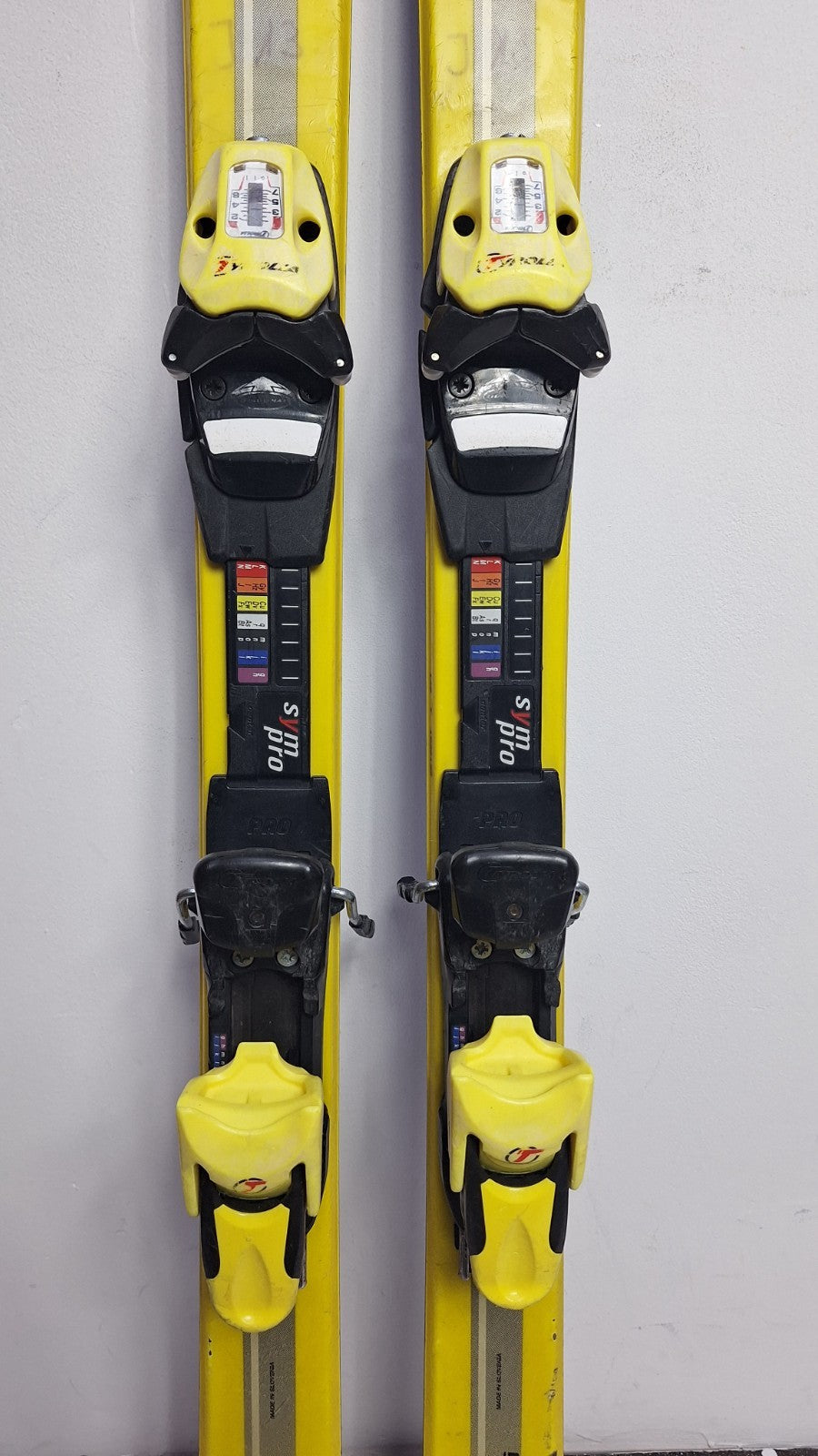 Volkl Vertigo 140cm Ski + Tyrolia 7 Bindings Fun Snow Winter Sport Piste