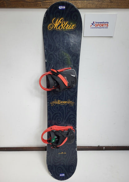 Matrix Escape 141 cm Snowboard + NEW Dreamscape Faky JR Size S Bindings Winter