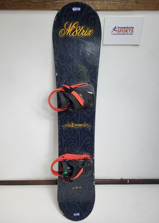 Matrix Escape 141 cm Snowboard + NEW Dreamscape Faky JR Size S Bindings Winter