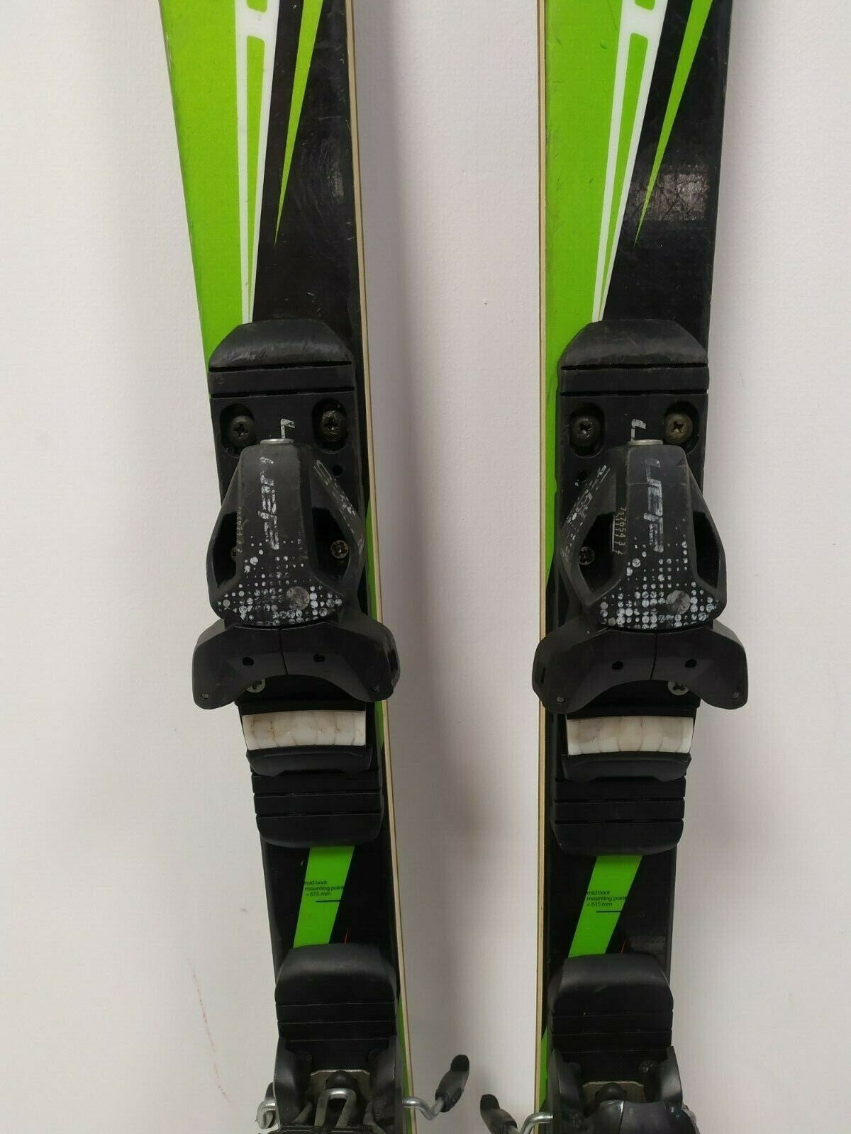 Ski Elan Race RCG 142 cm + fixations Elan EL 7.5 Sport d'hiver Plaisir dans la neige