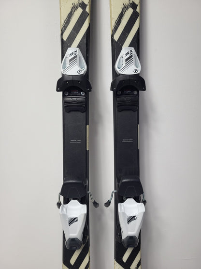 Ski Elan Exar Pro 140 cm + fixations Tyrolia 7.5 NEUVES. Sport, neige, hiver et plaisir