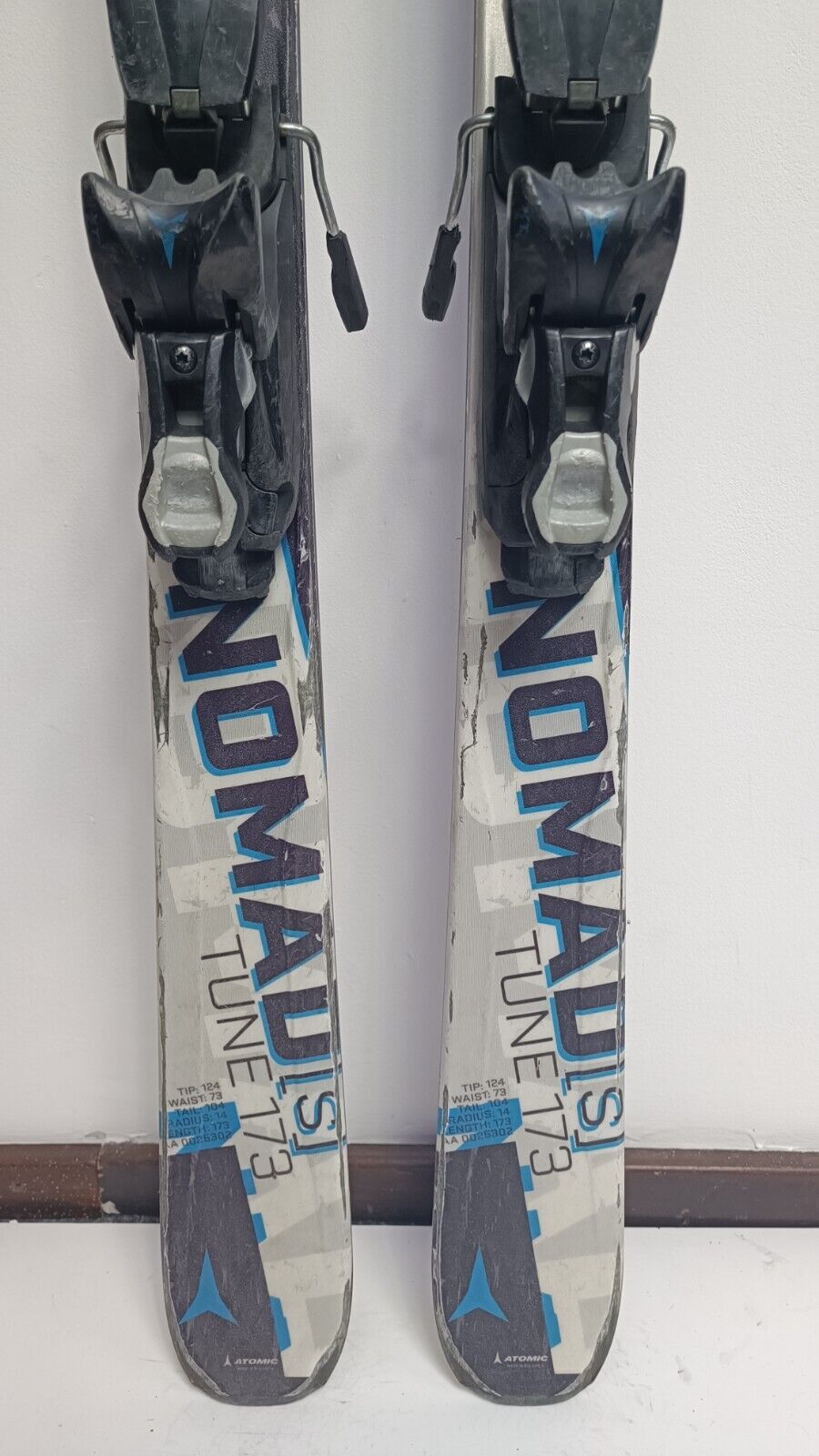 Ski Atomic Nomad S Tune 173cm + fixations Atomic 10 Sport d’hiver