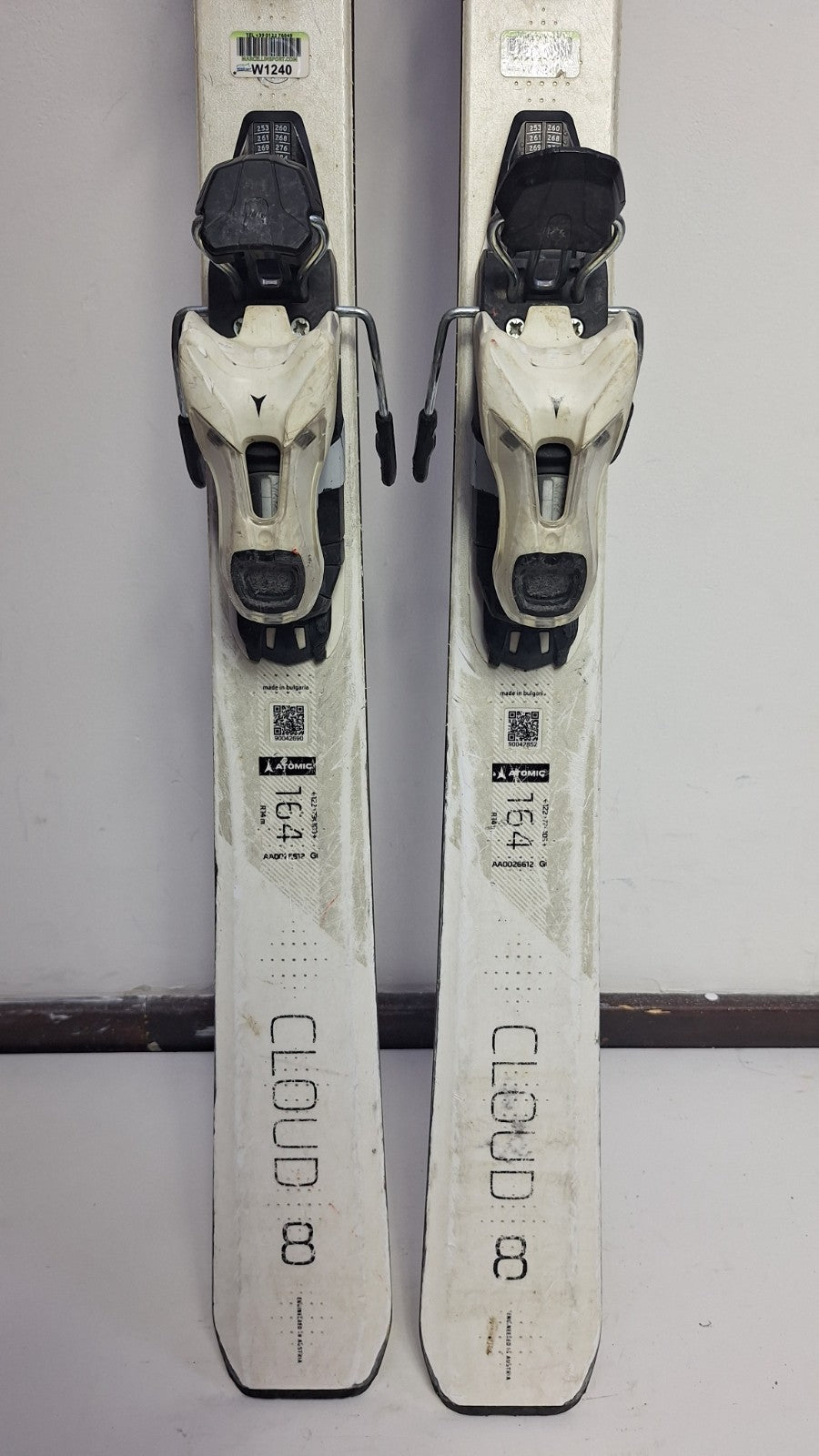 Atomic Cloud 8 164 cm Skis + Atomic Lithium 10 Bindings Winter Sport Snow Fun