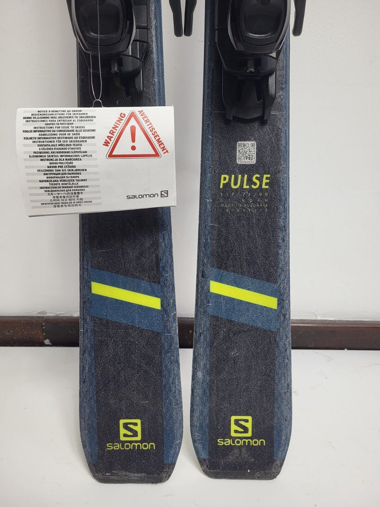 Salomon Pulse Skis w/ M10 GW Bindings Salomon Pulse Skis w/ M10 GW Bindings